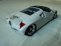 1:18 Maisto Ford GT 90  Blanco